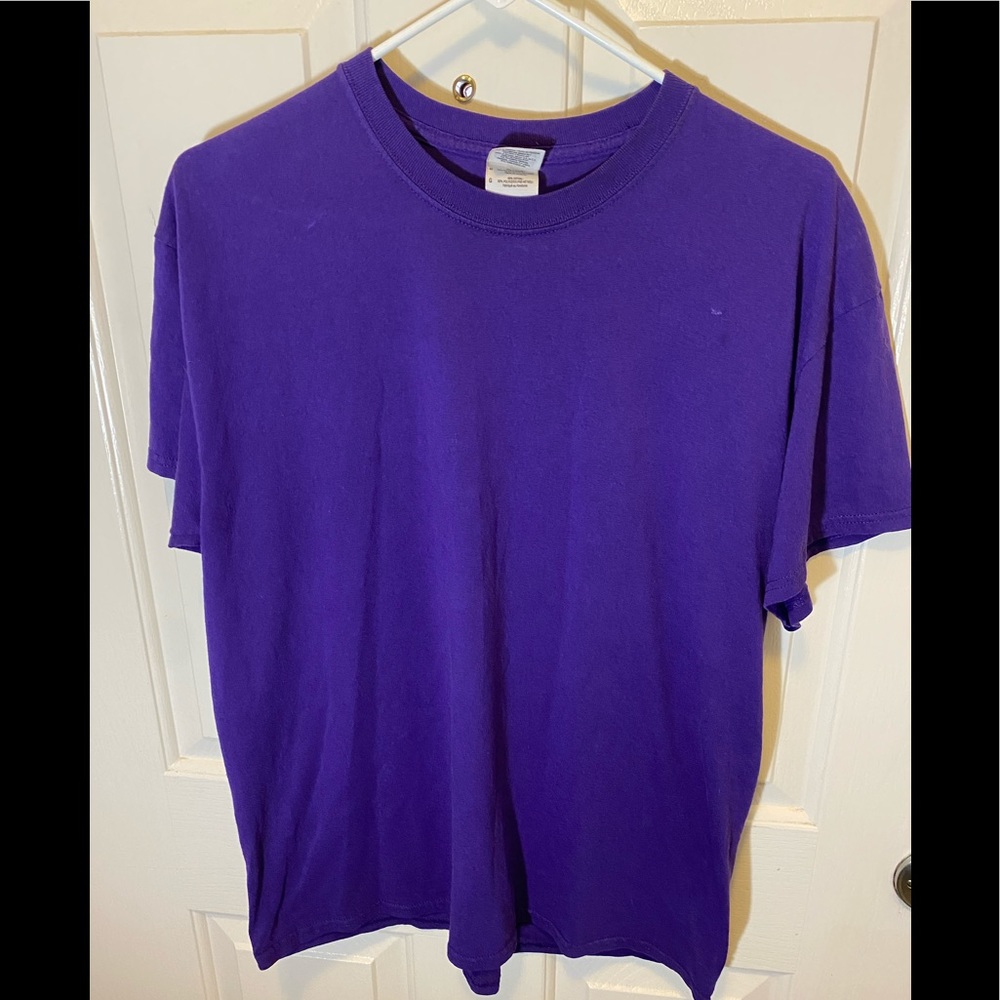Men’s purple large shirt